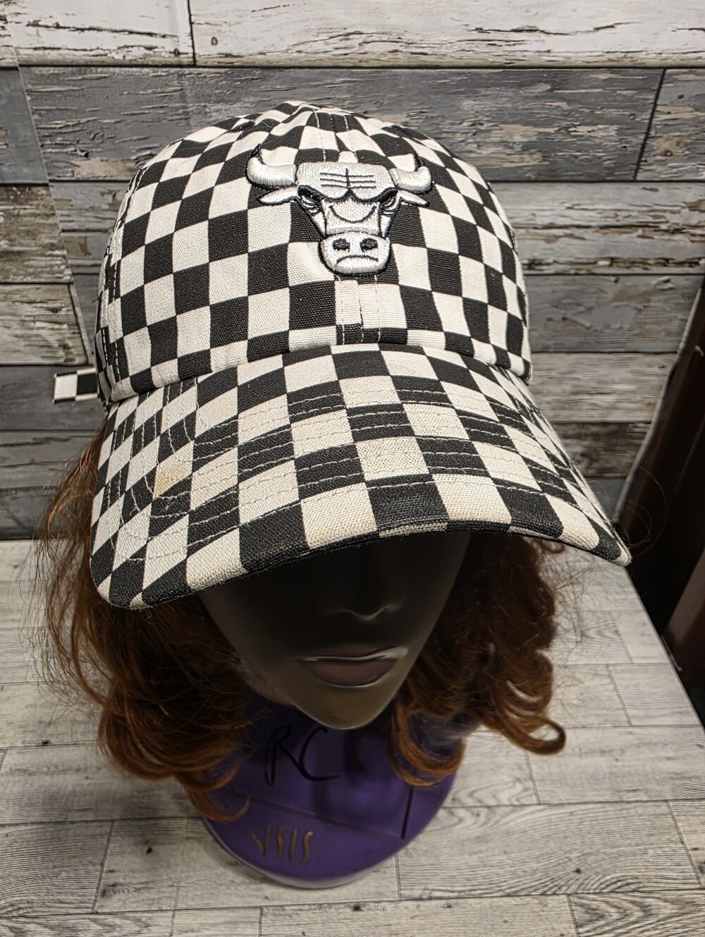 47 Chicago Bulls  Black and White Checkerboard Cap with Bull Logo